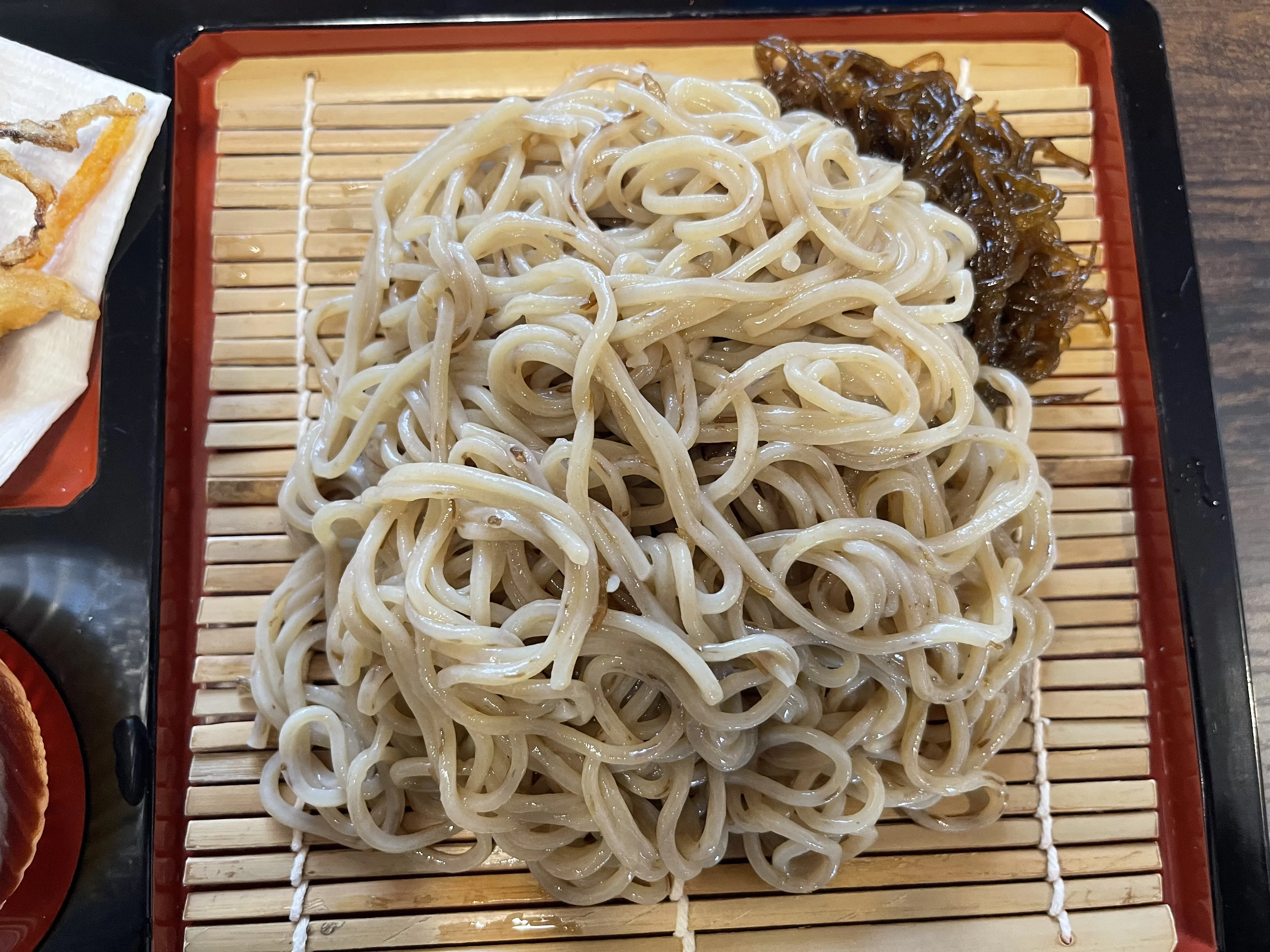 もずく麺のアップ